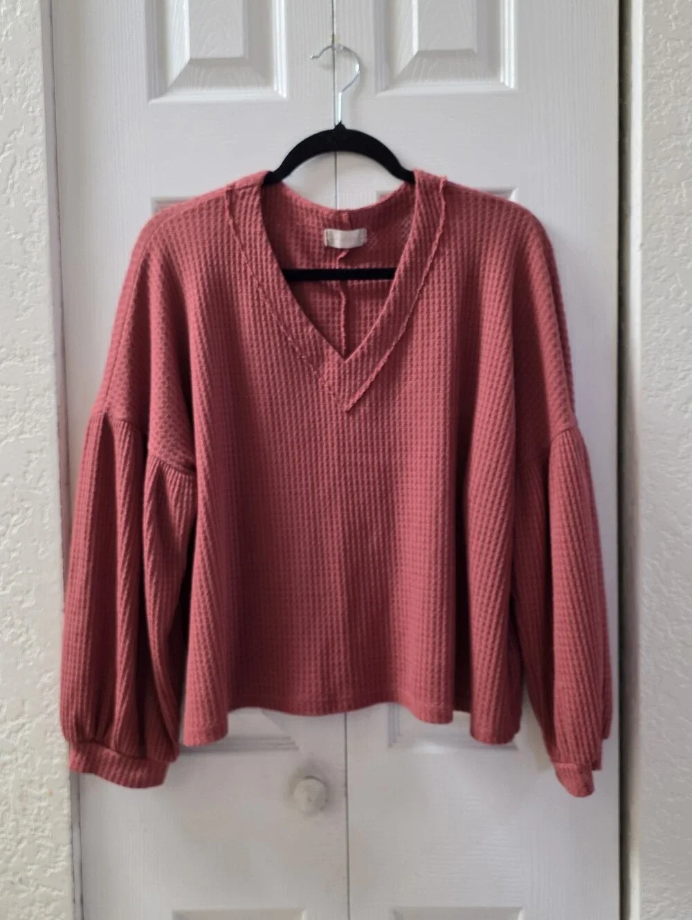 Altar'd State Dusty Rose Balloon-Sleeve V-Neck Sweater L